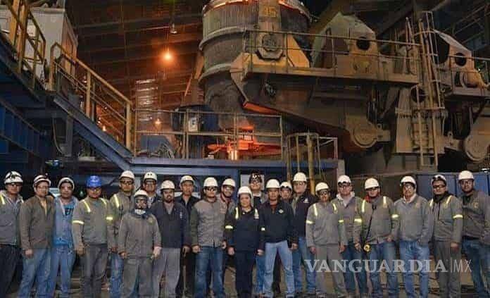 $!Altos Hornos de México, fundada en 1942 en Monclova, enfrenta un proceso de subasta judicial tras acumular deudas millonarias y un severo pasivo laboral.