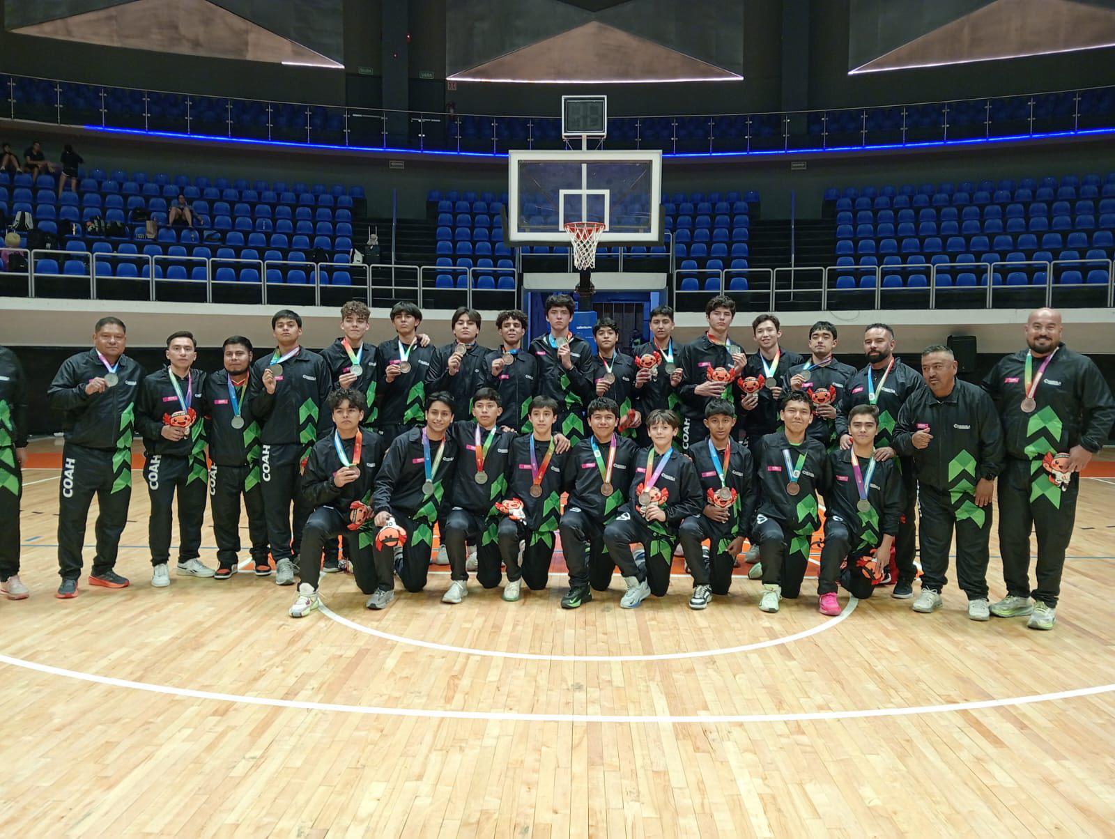 Selecciones de Coahuila hacen historia con doble podio en básquetbol nacional