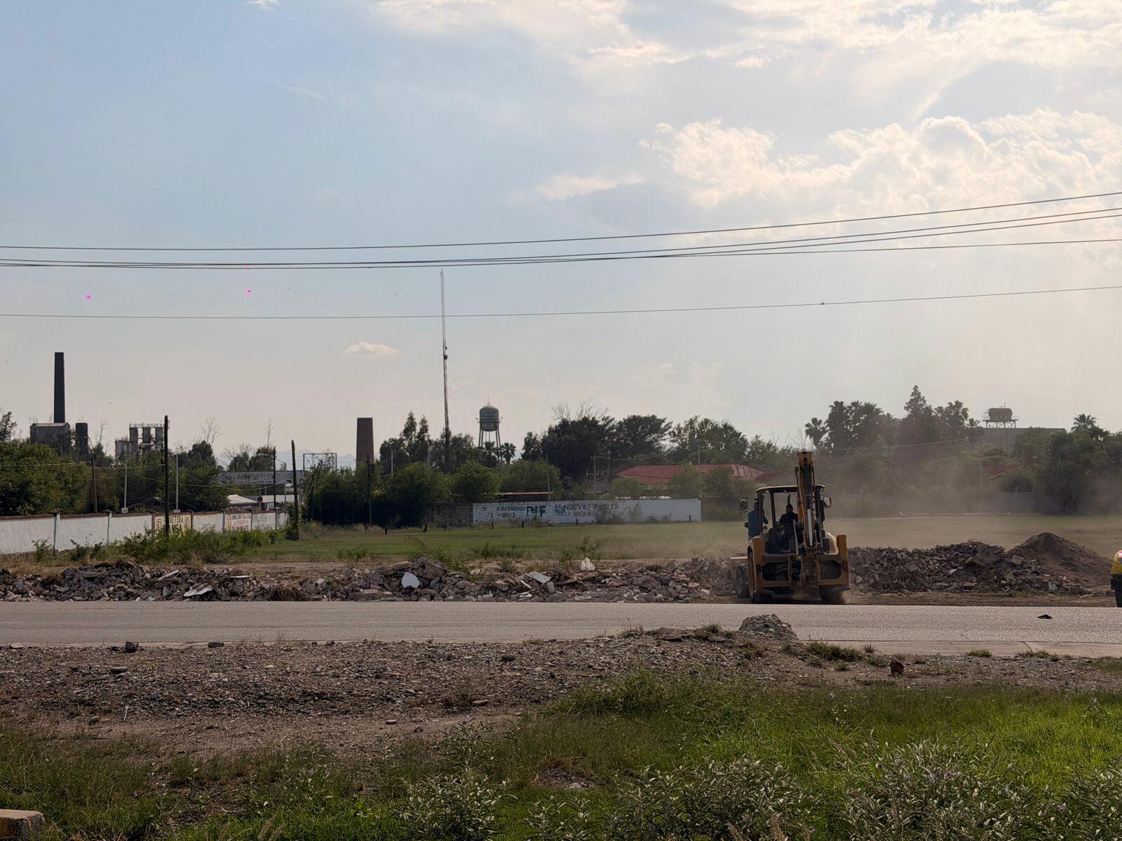 Arranca demolición del estadio Chuy Moreno en Nueva Rosita; marca el fin de un ícono del béisbol