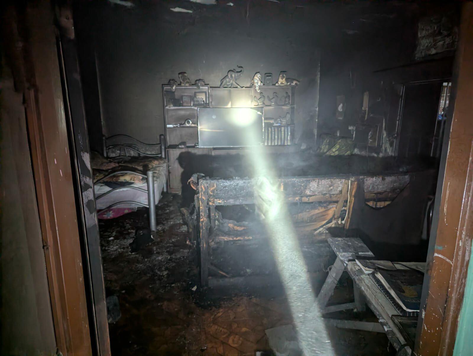 Muere hombre tras quedar envuelto en llamas mientras dormía, en Frontera
