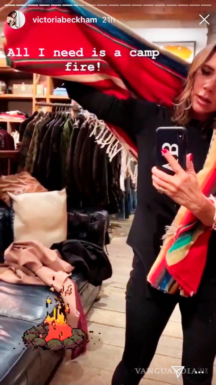 $!Como saltillense, ¡Victoria Beckham luce un sarape!