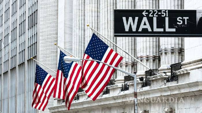 $!Continúa la caída de las acciones en Wall Street arrastradas por las empresas tecnológicas; Dow Jones retrocede un 1,68%