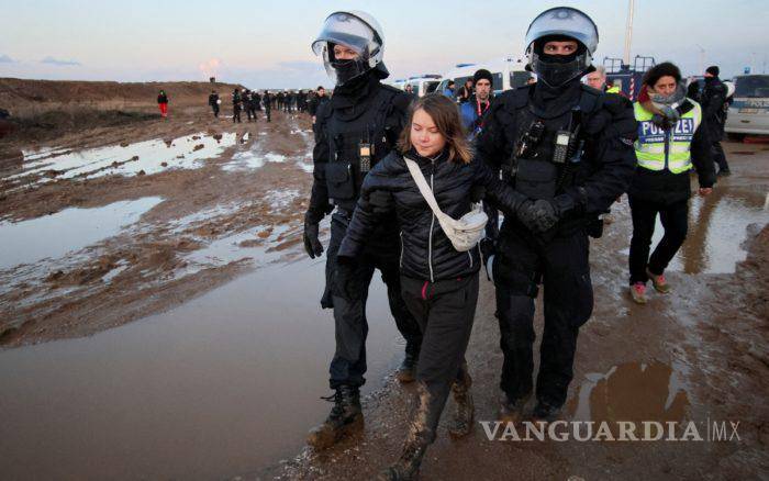 $!‘La protección del clima no es un delito’ afirma Greta Thunberg; no fue detenida, aclaran