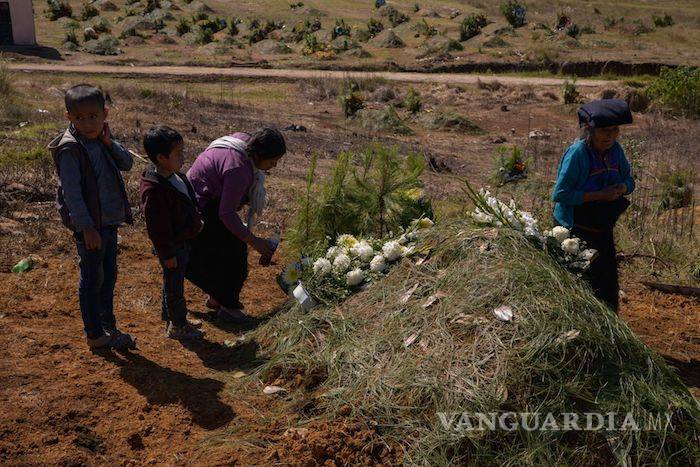 $!Mujer perdió a su esposo e hijos por deslave en Chiapas