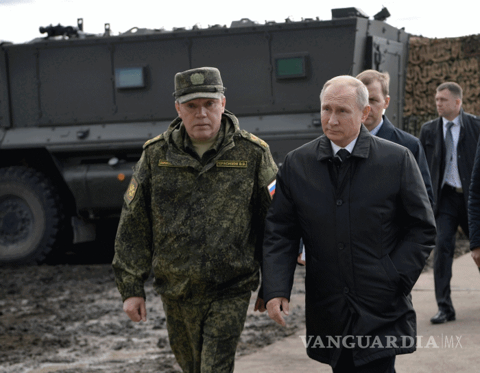 $!Putin supervisa masivas maniobras militares rusas en Siberia