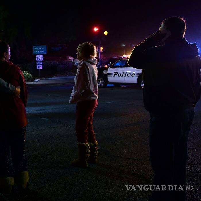 $!Tiroteo en bar de California, con una bomba de humo y una pistola ex 'marine' mató a 12 y se suicidó