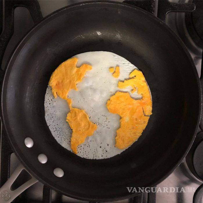 $!Artista transforma huevos en arte