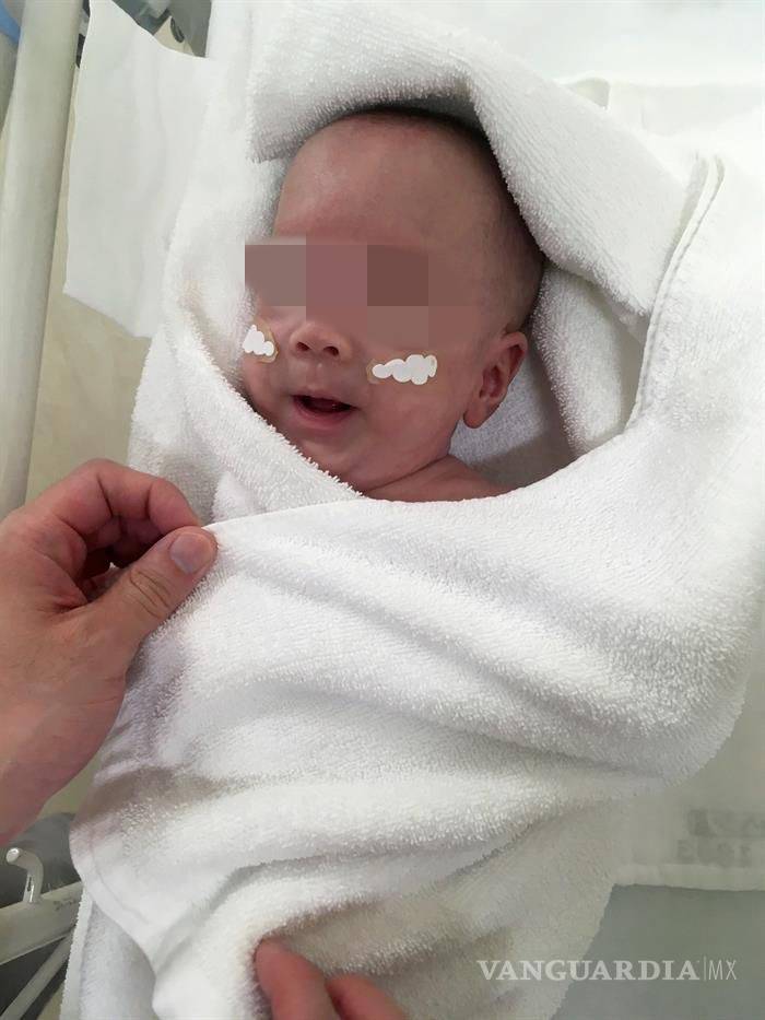 $!Bebé se convierte en el niño más pequeño del mundo que sobrevive a un parto prematuro, cuando nacido pesó 268 gramos