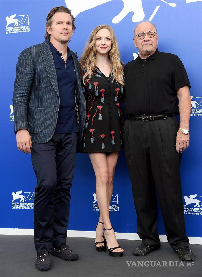 $!Ethan Hawke conquista Venecia con un cura atormentado en "First Reformed”