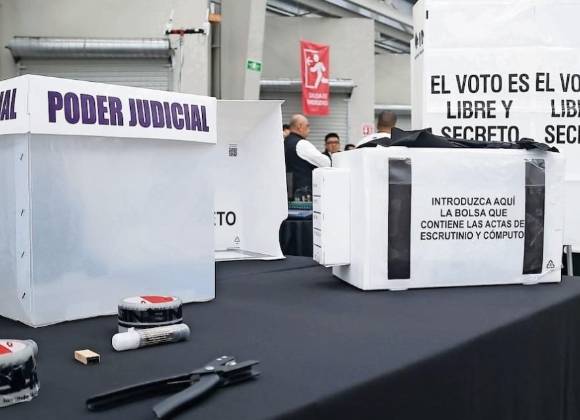 INE y Colegio de Notariado firman convenio por elección judicial