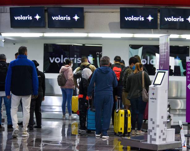 El Grupo Aeroportuario del Pacífico informó que debido a las condiciones meteorológicas el Aeropuerto de Manzanillo sería cerrado temporalmente.