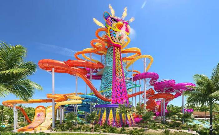 La titular de la Semarnat, Alicia Bárcena informó que el proyecto de la empresa naviera Royal Caribbean en la localidad de Mahahual, Quintana Roo, no será aprobado.