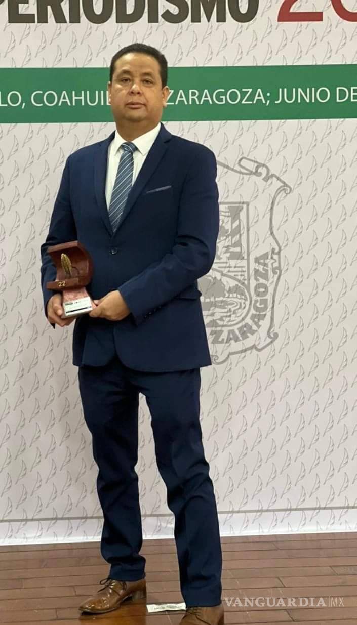 $!Fue siete veces ganador del Premio Estatal de Periodismo, producto de su dedicación y talento.