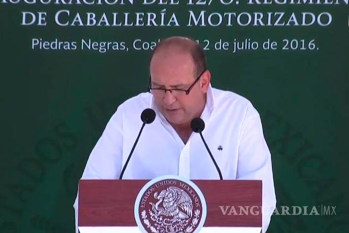 $!Inaugura Peña Nieto cuartel militar en Piedras Negras, Coahuila