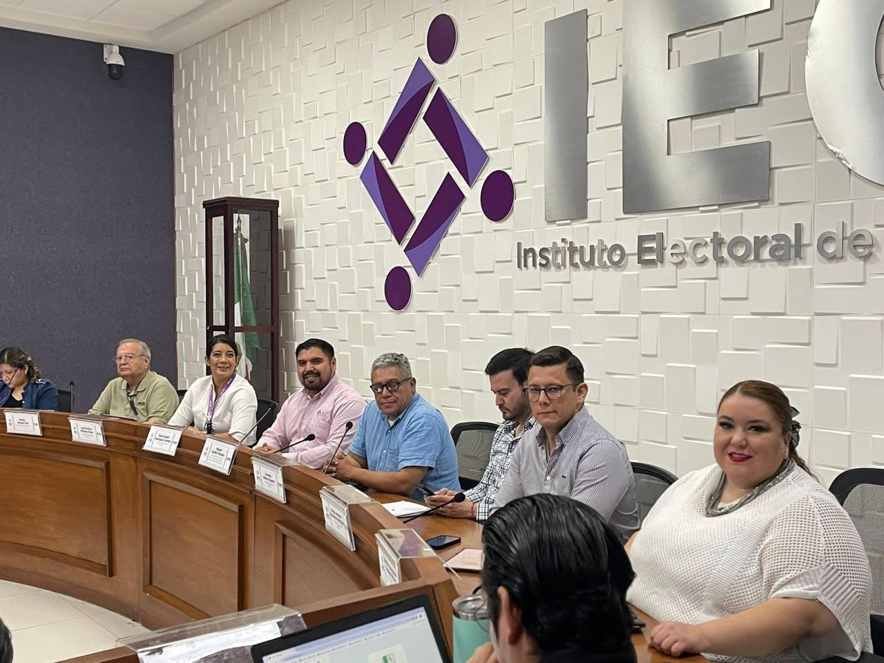 Rechaza IEC propuesta ciudadana de debate con candidaturas de Saltillo