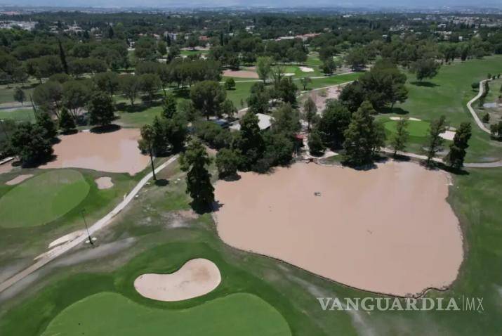 $!La obra busca reducir riesgos de inundación en fraccionamientos del norte de Saltillo.
