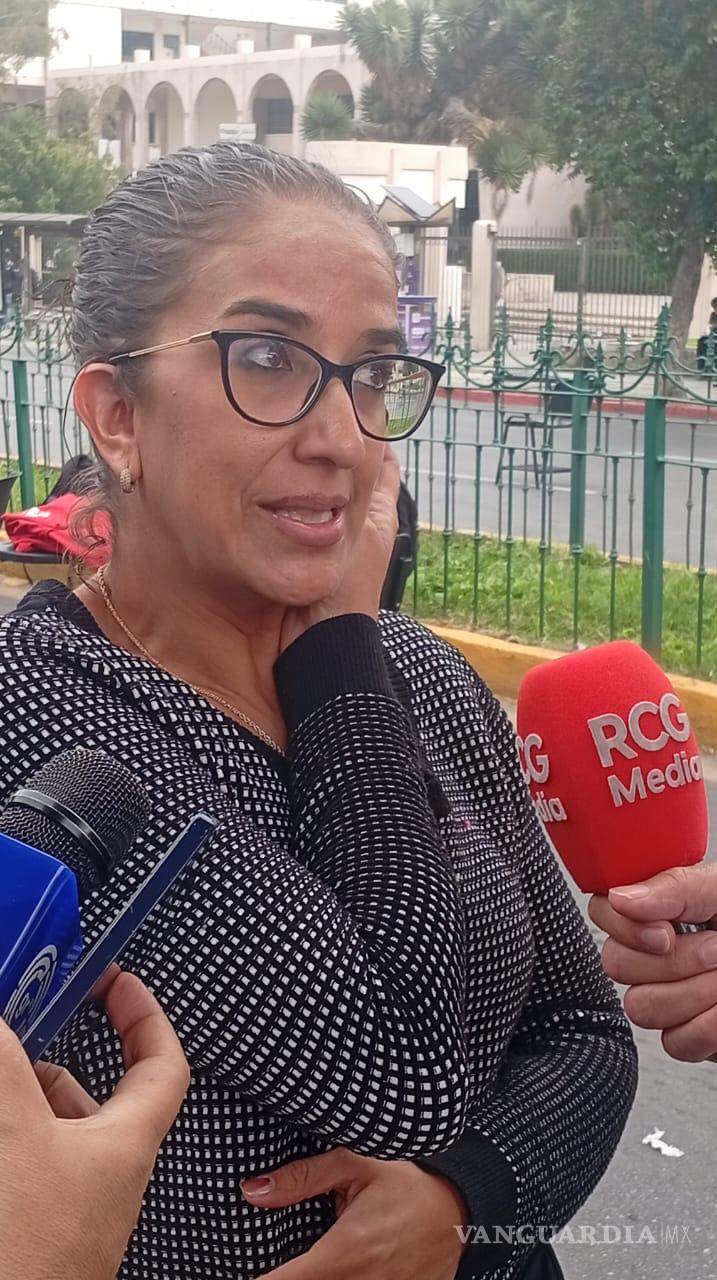 $!La directora del Tecnológico de Saltillo, Ania Guadalupe Sánchez Ruiz, encabezó el diálogo con estudiantes y autoridades para atender las demandas de la comunidad estudiantil.