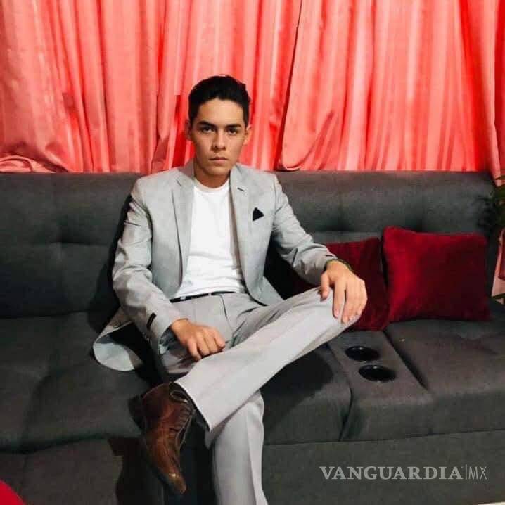 $!Madre de joven desaparecido en Nayarit halla evidencia en prendas de Teuchitlán a dos años de su desaparición