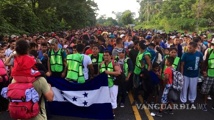 $!Policía Federal acosa a la Caravana Migrante, gobierno no les apoya con nada
