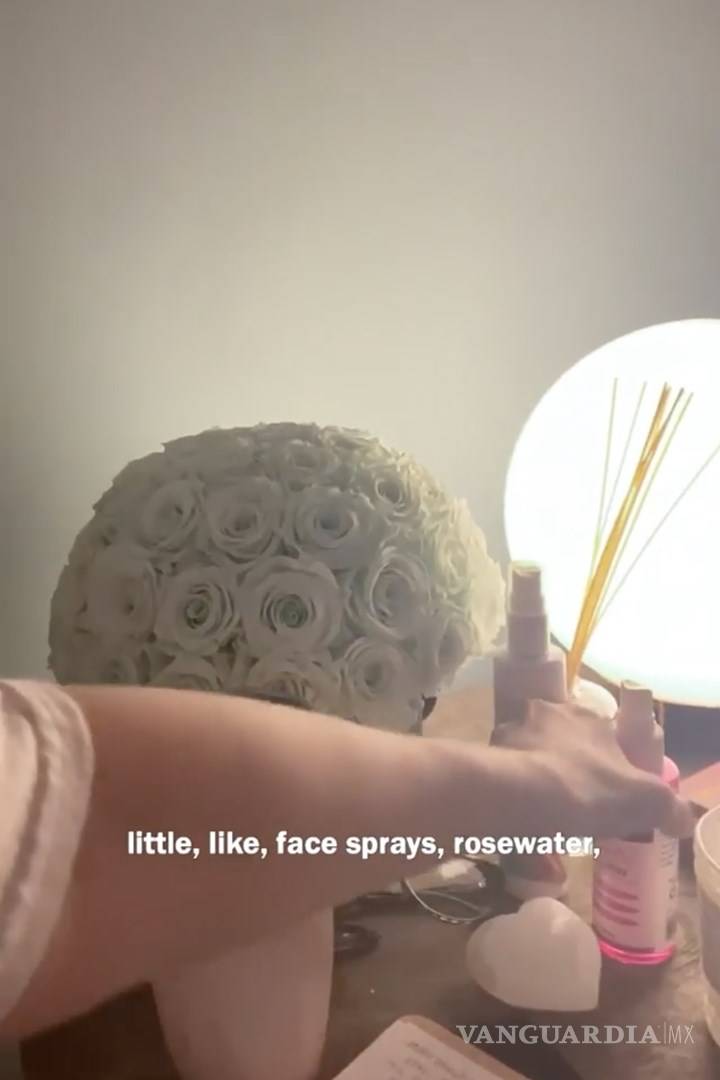 $!Selena Gomez comparte su método para lidiar con la cuarentena y ofrece recorrido por su casa