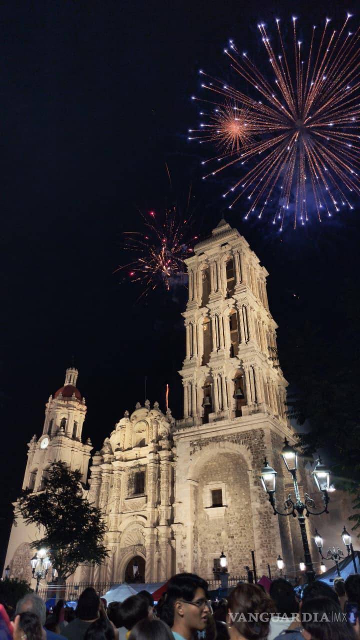 $!La celebración reunió la tradición religiosa con el ambiente popular que cada año acompaña al Santo Cristo.