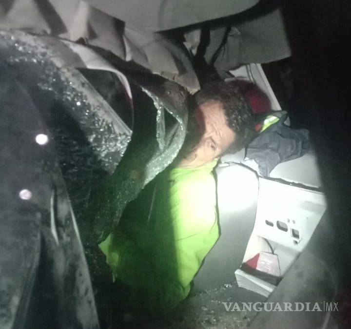 Detienen a conductor de grúa que provocó accidente en Los Chorros, su copiloto terminó prensado