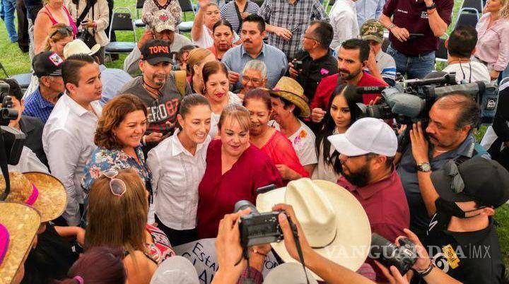 $!La aspirante a la candidatura presidencial de Morena tuvo un gran recibimiento en el campo coahuilense.