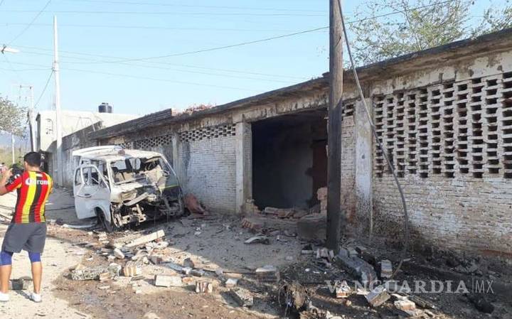 Estalla 'auto bomba' en Acapulco a días del 'Tianguis Turístico' de AMLO