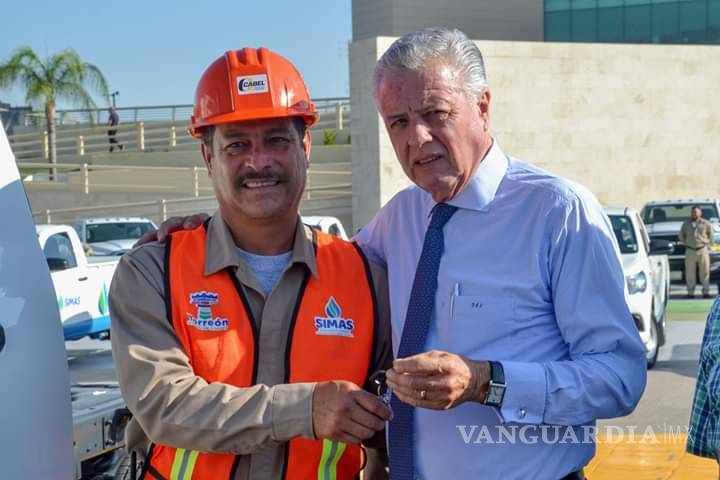 $!Alcalde de Torreón entrega equipo a Simas