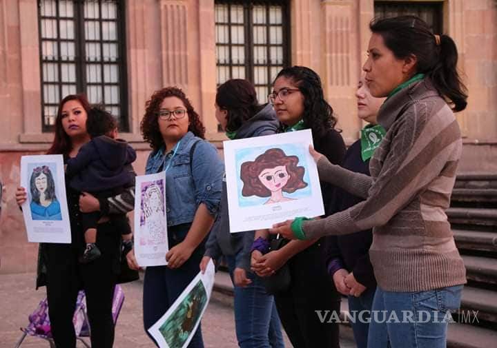 $!Frente Feminista de Saltillo es acompañada por madre de desaparecido; unen grito contra violencia de género