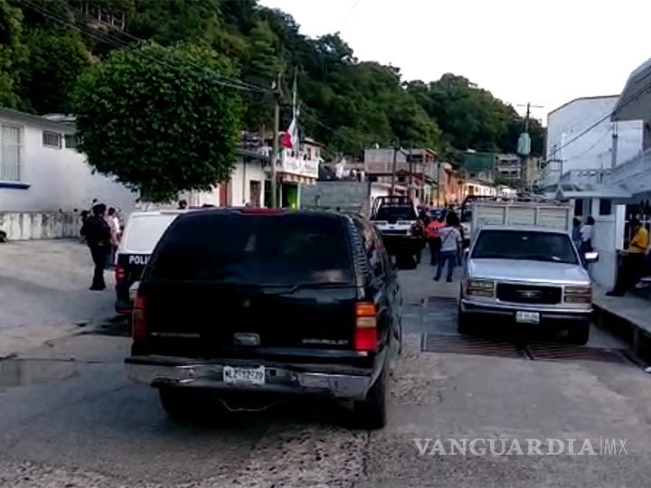 $!Asesinan a Héctor Armando Guevara, exregidor panista y a su hijo en Papantla, Veracruz
