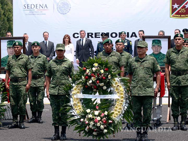$!Despiden con honores a los 4 militares caídos en Puebla