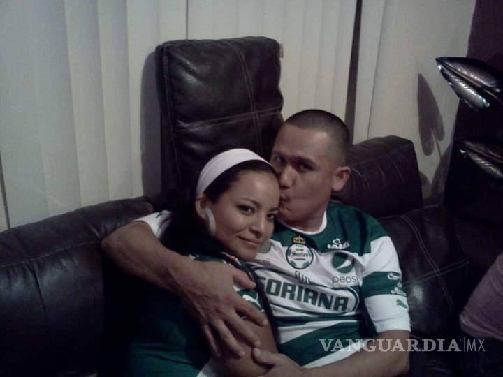 $!Mónica y Alfredo eran una pareja con sueños. Alfredo murió a causa de la tortura propinada por policías de Torreón.