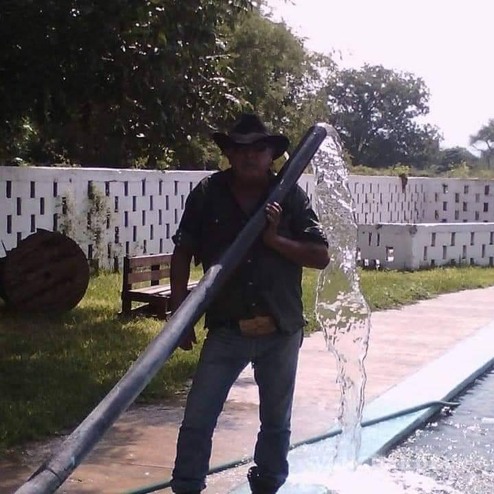 $!José Baldomero Meléndez, alias “El Renegado”, en las instalaciones de su popular balneario en Castaños.