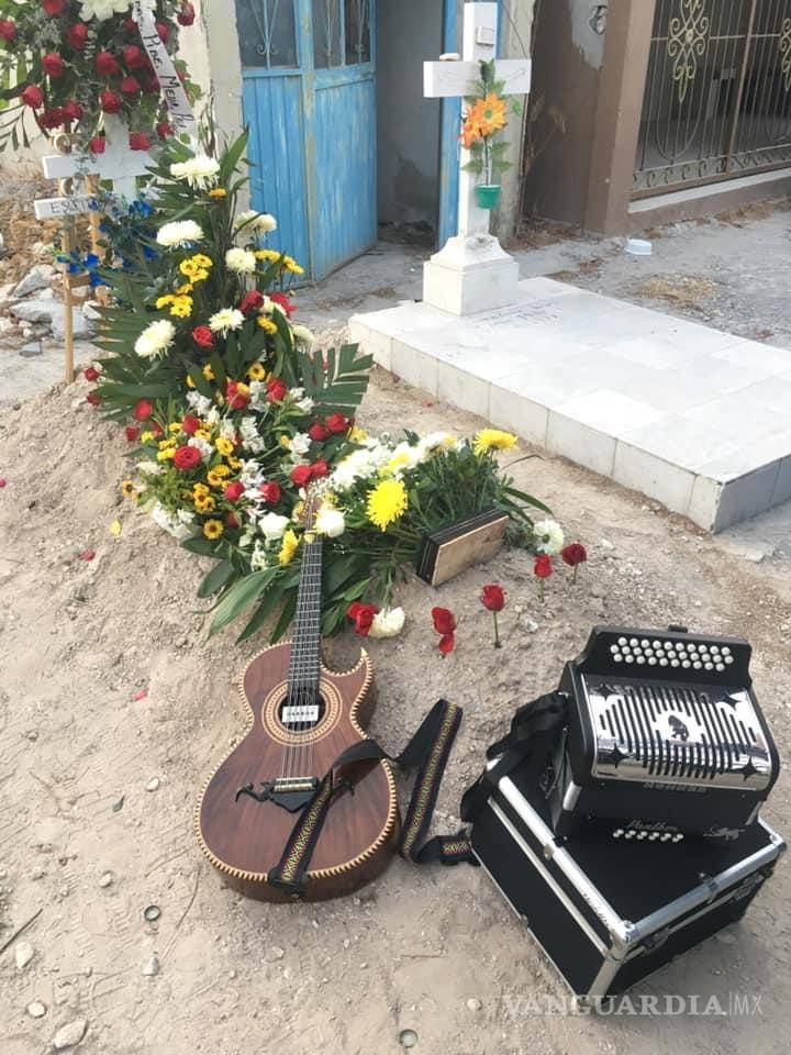 $!Familia y amigos recuerdan al doctor coahuilense que falleció por Covid-19