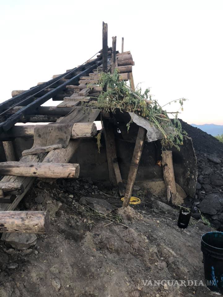 $!Trabajador queda atrapado tras derrumbe de una mina en Múzquiz, Coahuila