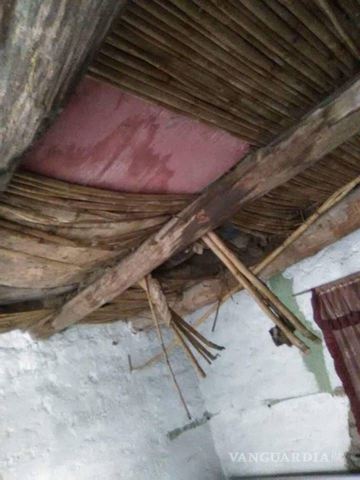 $!Lluvia provoca daños en hogares de Ocampo y Cuatro Ciénegas