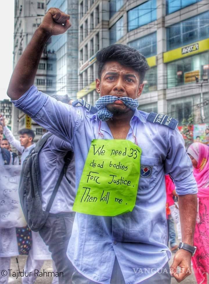 $!Atacan a estudiantes de Bangladesh durante protesta, desconocen el número de muertos y desaparecidos