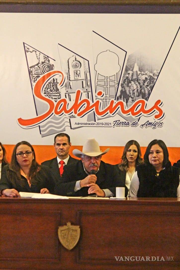 $!Rinde protesta para el periodo 2019-2021 alcalde de Sabinas; se compromete a impulsar el crecimiento
