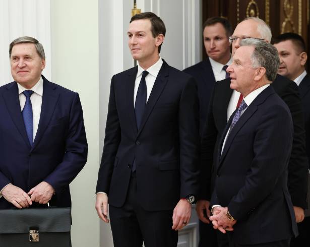 El Kremlin negó que al momento se estuvieran discutiendo conversaciones trilaterales que involucraran a Ucrania, Rusia y Estados Unidos. FOTO: