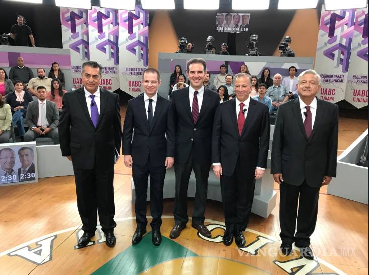 $!Candidatos a la Presidencia se atacan durante diálogo sobre políticas migratorias