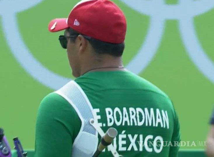$!México se estrenó en el podio... como el uniforme más feo