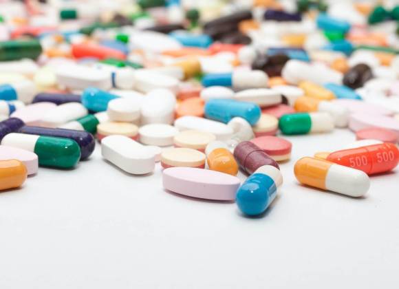 Detalla subsecretario de Salud nulidad en compra de medicamentos; sigue investigación