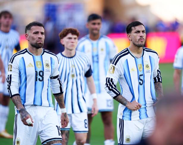 Leandro Paredes fue suspendido durante 10 partidos por las agresiones registradas tras la Final del Mundial 2026.