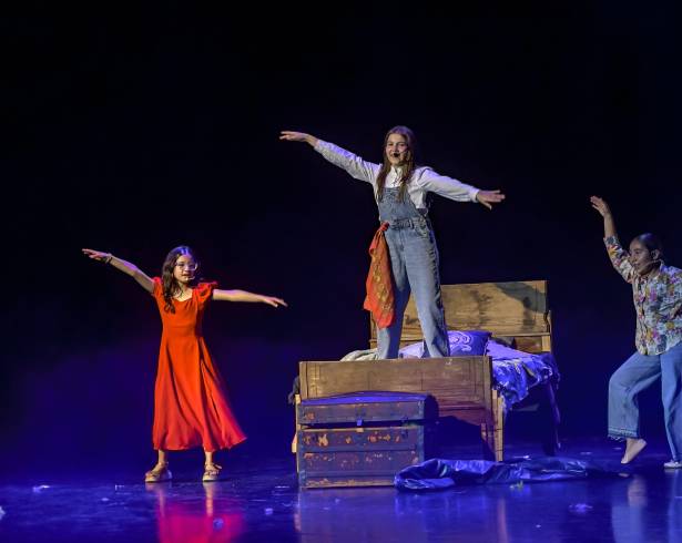 “Mamma Mía” conquista el Teatro Fernando Soler con talento de la Academia Broadway Saltillo