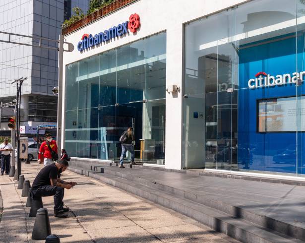 Ganancias bancarias sin contribución a la economía