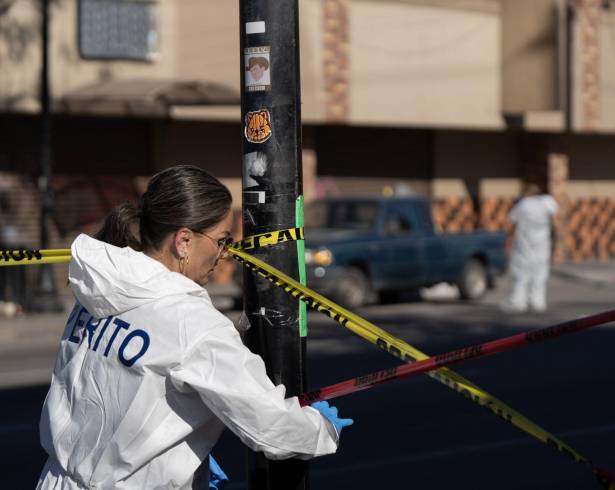 Activistas del colectivo Sabuesos Guerreras’ y miembros de la Comisión Estatal de Búsqueda de Personas descubrieron a una persona en situación de calle, portando restos humanos.