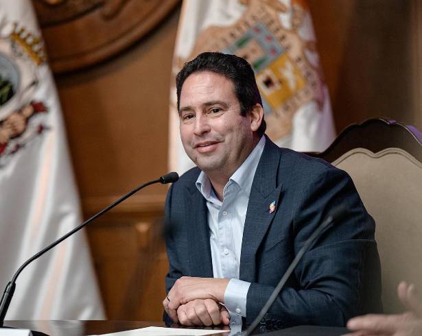 El acuerdo busca fortalecer a Saltillo en los ámbitos turístico y económico, puntualizó el alcalde Javier Díaz.