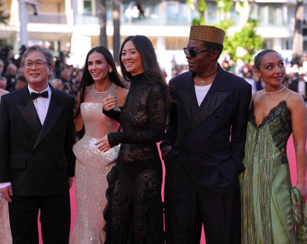 Talento. Directores, actores y productores de todo el mundo desfilaron por la alfombra roja en una de las citas más importantes del cine internacional.