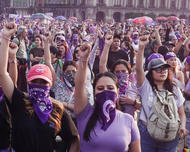 Karen, de 22 años, recordó que la primera vez que sufrió violencia fue a los 10 años, en cuarto de primaria, por su profesor.